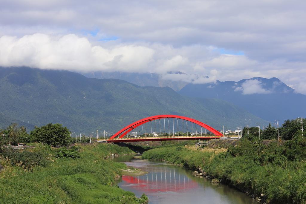 橋見幸福民宿 花莲市 外观 照片
